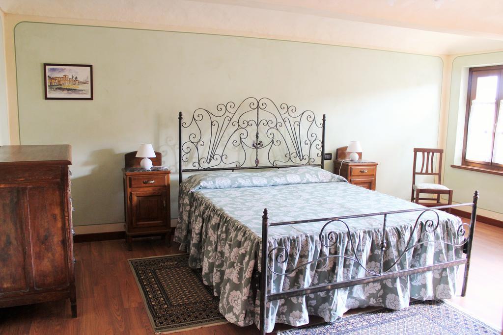 Ca' 'D Carlot Bed & Breakfast Cantarana Bilik gambar